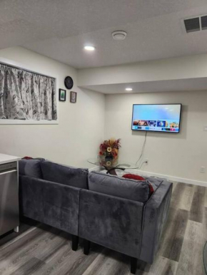 Modern 2 Bedroom Basement Suite Chappelle Edmonton